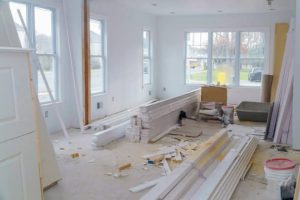 How to Choose Between Building a New Home and Renovating an Existing One